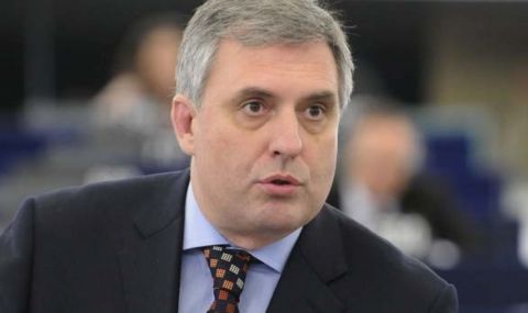 Калфин: Посещението в Киев не трябва да се използва за вътрешнополитически цели - 1