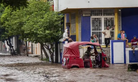 Природните бедствия погръщат милиарди долари - 1