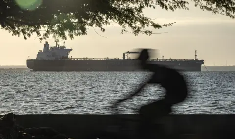 САЩ възнамеряват да съхраняват венецуелския петрол в карибските владения на Нидерландия - 1
