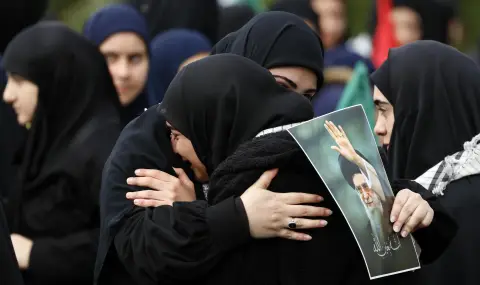 Хизбула атакува Израел. Израел удари Ливан. - 1