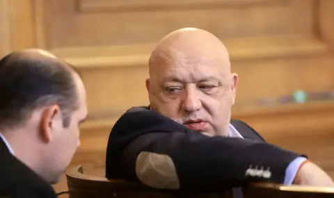 Адвокат Георги Градев прогнозира: Красен Кралев може да наследи Борислав Михайлов начело на БФС - 1