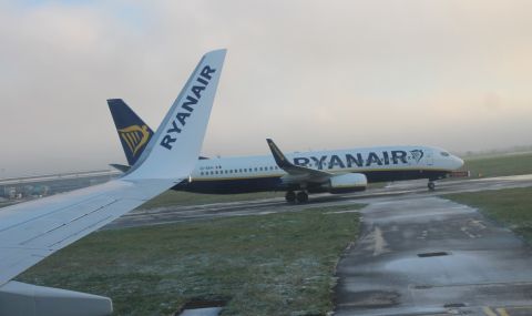 Нискотарифна авиокомпания ще стачкува в новогодишния уикенд - 1