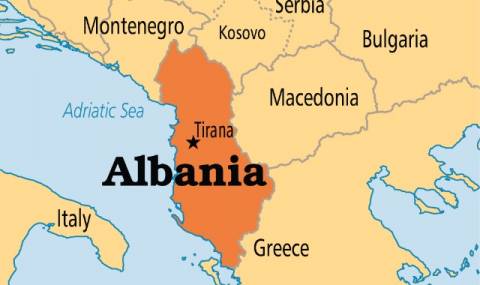 Албанци вадят фалшиви документи, за да станат българи - 1