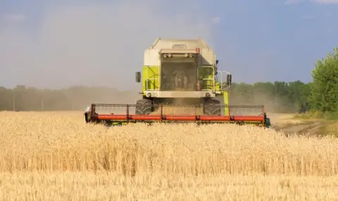 Възстановяват митата върху украинския износ на земеделска продукция