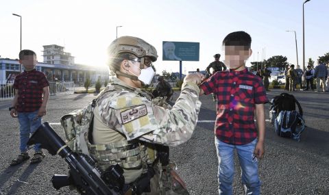 Франция ще спре евакуациите от Афганистан - 1