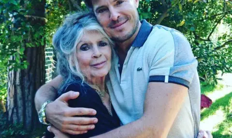 Бриджит Бардо: Да бях родила куче вместо сина ми ВИДЕО - 1