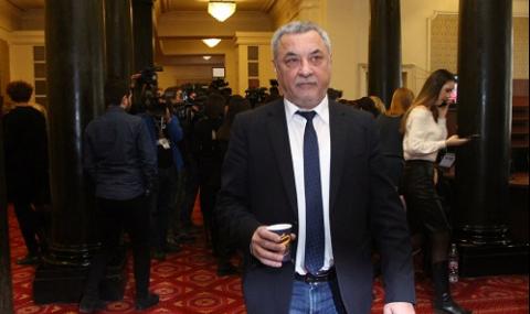 Симеонов: Борисов да си огледа министрите, има още с такива имоти - 1