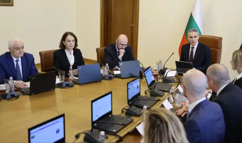 Гюров: Задействана е операция по сплашване, служебното правителство няма да се огъне