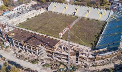 Общинският съвет на Пловдив одобри 24-милионния заем за стадионите на Ботев и Локомотив - 1