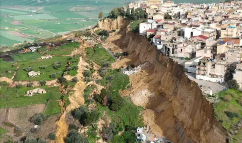 Италиански град е изложен на сериозен риск от срутване - 1