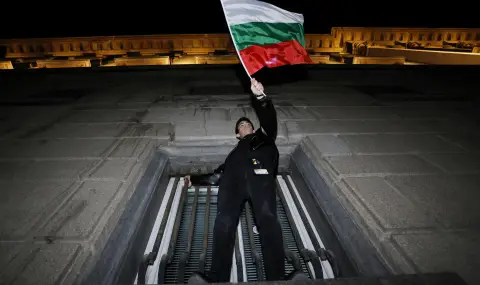 The protest and the resignation: so that it doesn't happen again as it was  - 1