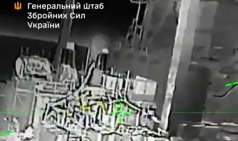 Украйна заяви, че е поразила две руски нефтени платформи в Каспийско море - 1