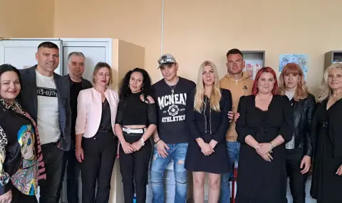 Тервел Пулев уважи празника на абитуриентите от спортното училище на Локомотив Сф - 1