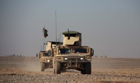 Премиерът на Афганистан оцеля след ракетна атака - 1