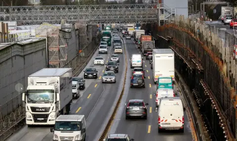 A revolutionary offer! Non-governmental organizations call for speed limits on German highways  - 1