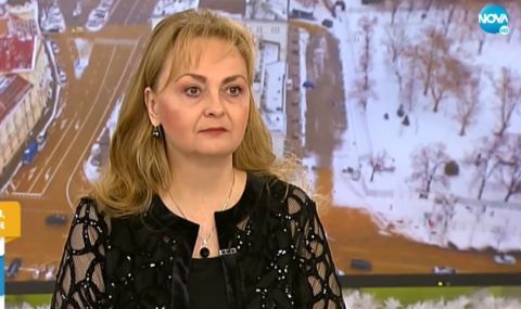Карастоянова: Наблюдаваме възстановяване на туризма с до 45% - 1
