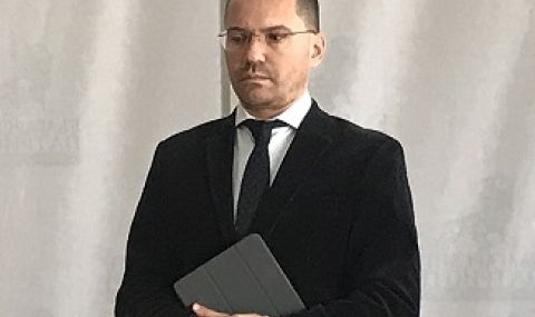 Ангел Джамбазки сигнализира за нарушени права на българи в чужбина - 1
