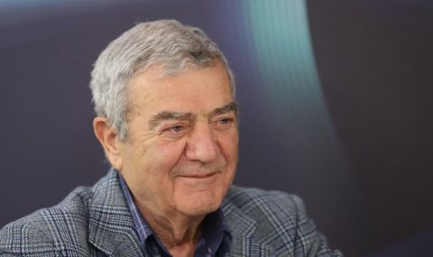 Стефан Цанев: Едноличната власт на Радев не си я позволиха нито Червенков, нито Живков - 1