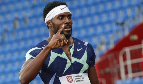Кени Беднарек записа най-добро време на 200 метра в Катар - 1