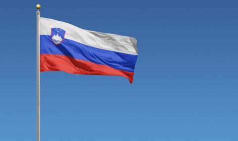 Словения е прехвърлила тайно 20 бронетранспортьора в Украйна - 1
