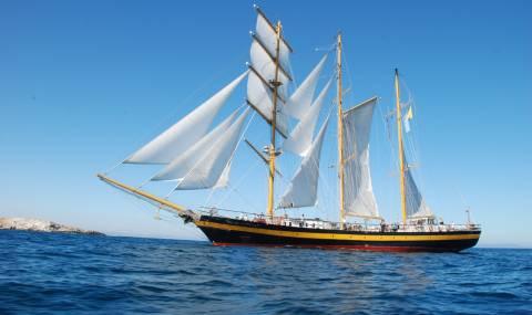 Ветроходът &quot;Роял Хелена&quot; се блъсна в испански кораб (ВИДЕО) - 1