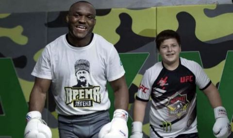 Шампион в UFC посети Чечня, стреля и тренира със синовете на Кадиров (ВИДЕА) - 1