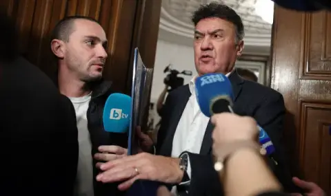 Борислав Михайлов потърсил спасение в кабинета на депутата от ДПС Небие Кабак - 1