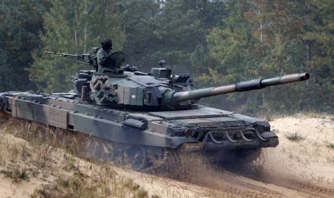 Полша купува 400 танка и гаубици от Южна Корея - 1