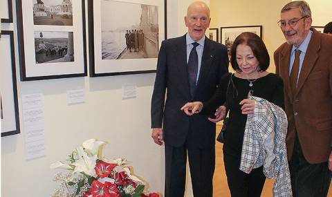 Цар Симеон на изложба на Иво Хаджимишев - 1