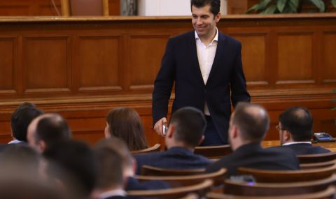 Кирил Петков: За да не отидем на шести избори решенето е вторият мандат, започваме работа по промяна на Конституцията  - 1