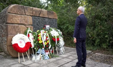 Костадин Костадинов в Добрич: Не трябва да приемаме свободата и независимостта като даденост | интерФакти.БГ Костадин Костадинов в Добрич: Не трябва да приемаме свободата и независимостта като даденост