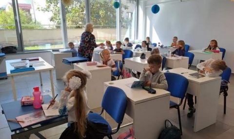 Откриха първия украински образователен център в София - 1