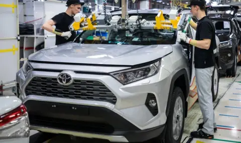 Toyota и Honda преустановиха дейността на своите заводи заради земетресението в Япония - 1