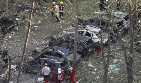 FT: Русия извърши най-голямата въздушна атака срещу Украйна от началото на войната - 1