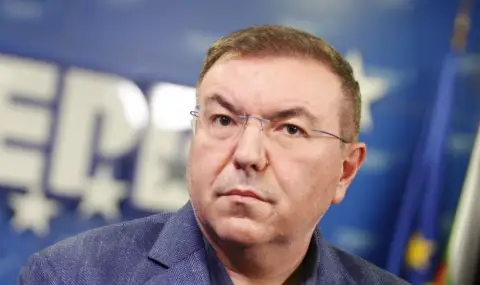 Костадин Ангелов: Подадохме оставка веднага, когато площадът я поиска, а изборите се бавят необяснимо - 1