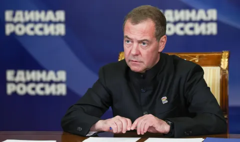 Медведев нападна Сикорски заради думите му за историческия конфликт с Русия - 1