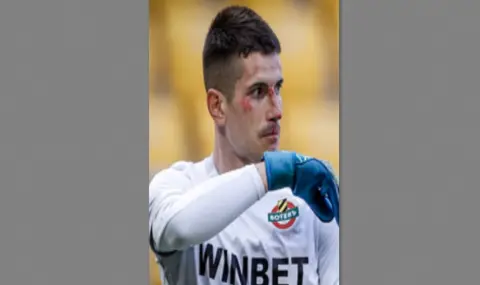 Собственикът на Ботев (Пд): 100% червен картон за Левски в 20-ата секунда! Честито на съдийската бригада - 1