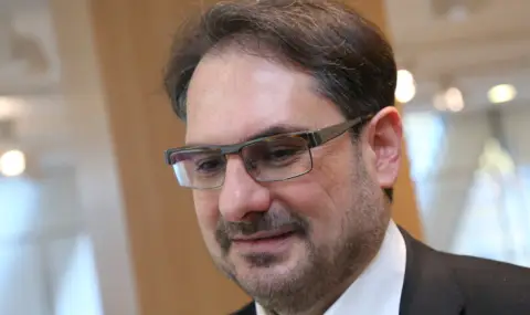 Смилов: Правителството ще е стабилно поне до евроизборите - 1