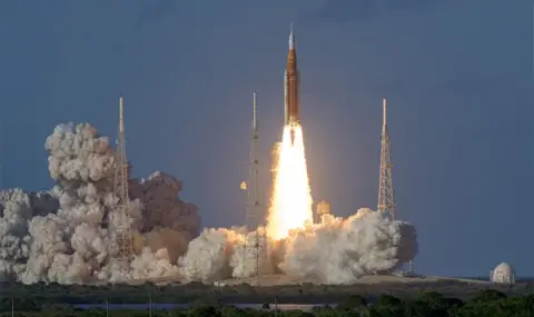 NASA sends humans to the Moon  - 1