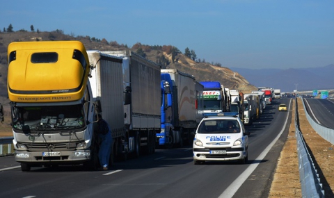 Продължава частичната блокада по граничните пунктове с Гърция - 1