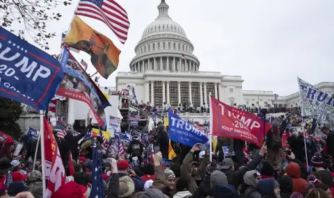 The US is chasing the far-left, Europe the far-right  - 1