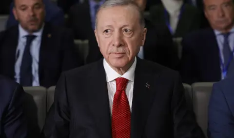 Турският президент Реджеп Ердоган смени двама министри - 1