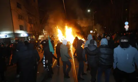 Кметът на столичния район "Оборище": Имаше хора, които молеха полицаите да се намесят, но те не помръднаха - 1