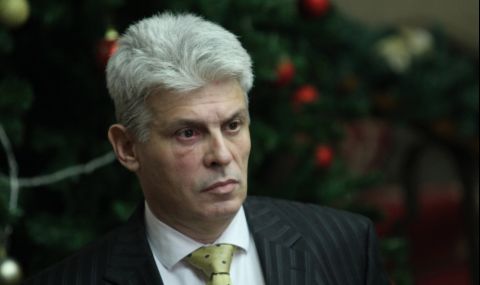 Атанас Кацарчев за уволненията в митниците и НАП: Нормално е при смяна на властта - 1