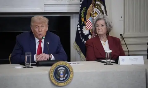 Скандал в Белия дом! Дясната ръка на Тръмп го сравни с алкохолик, после се отрече