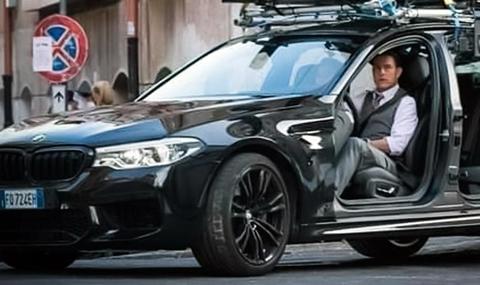 Том Круз бяга от полицията с BMW M5 без врати (ВИДЕО) - 1
