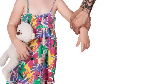 Илияна Николова: Не е дете - за педофилията, училището и преподавателите по християнски ценности - 1