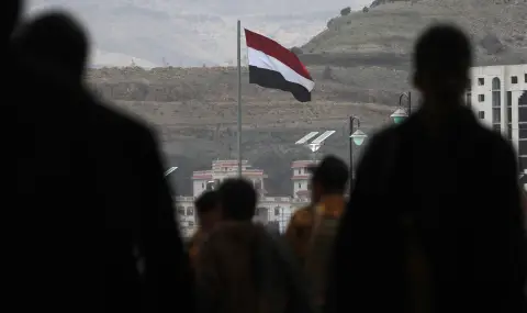 Свален е американски дрон над провинция Ал Байда в Йемен, обявиха йеменските хуси - 1