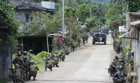 Филипински бойци на щурм срещу Ислямска държава - 1