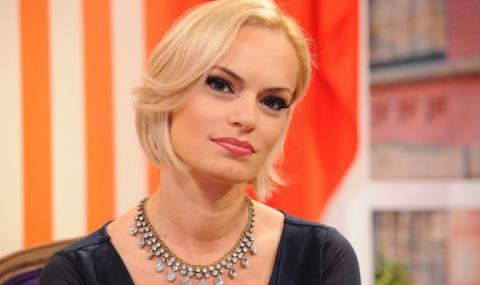 Изнудват Ива Екимова във фейсбук с порноклипове - 1